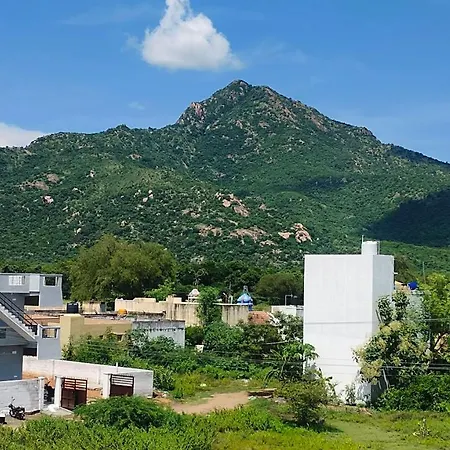 Aadhya Guest House Tiruvannamalai Exterior photo
