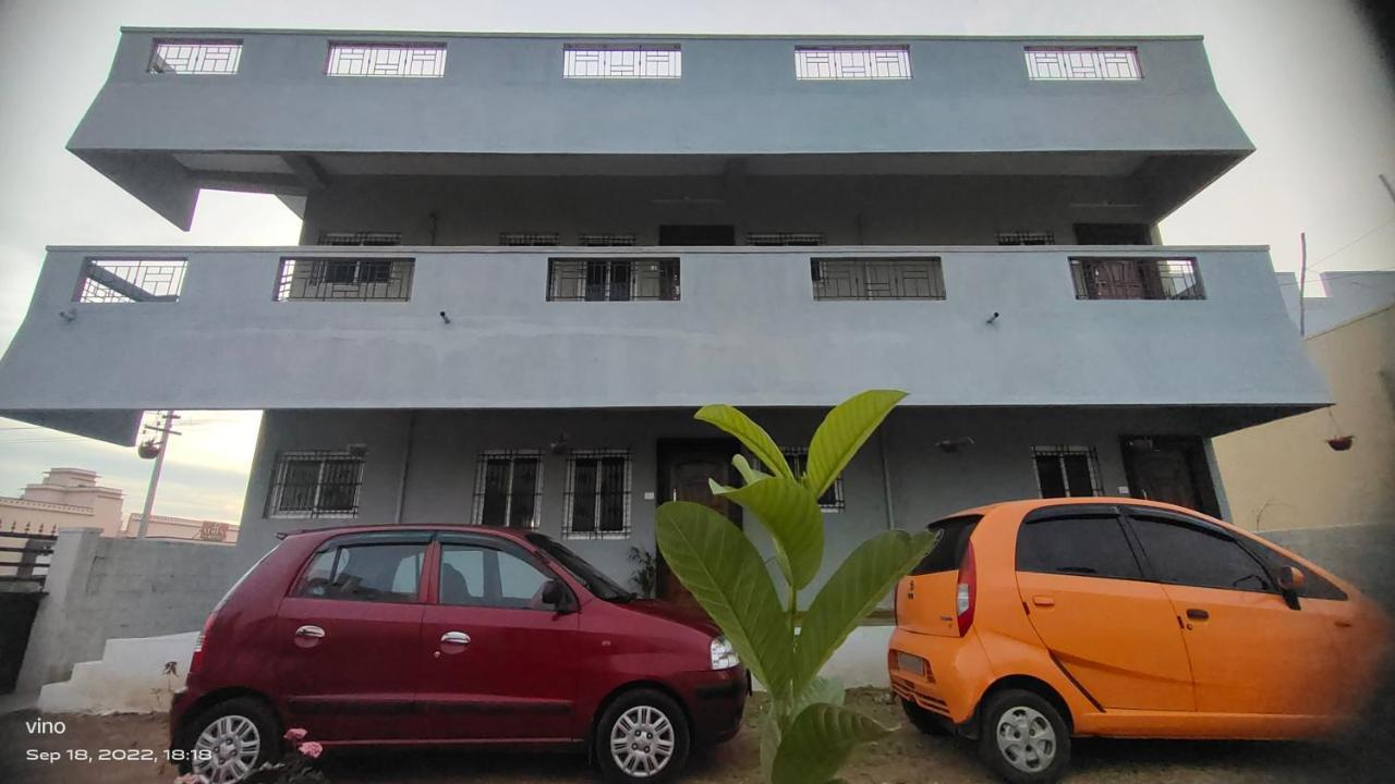 Aadhya Holiday home Tiruvannamalai