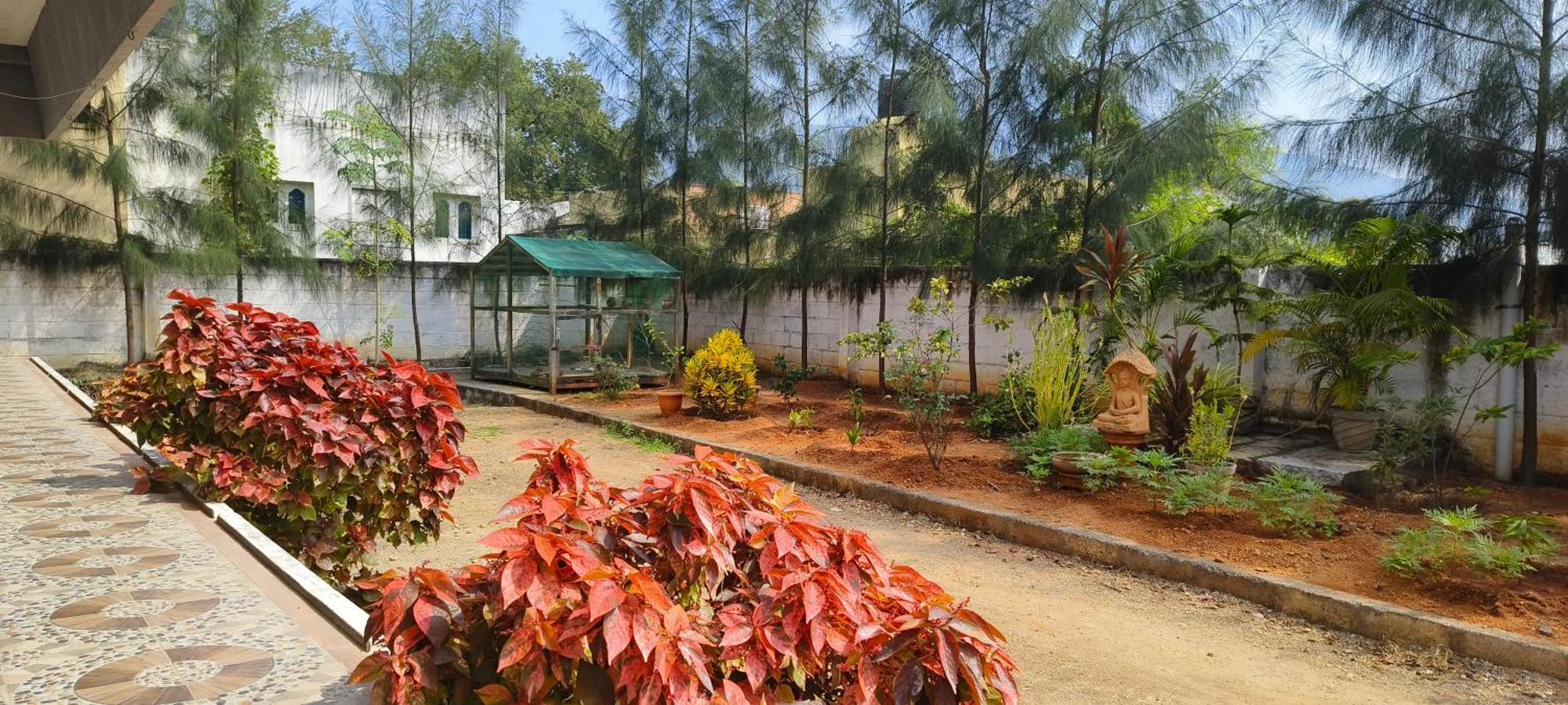 Aadhya Holiday home Tiruvannamalai