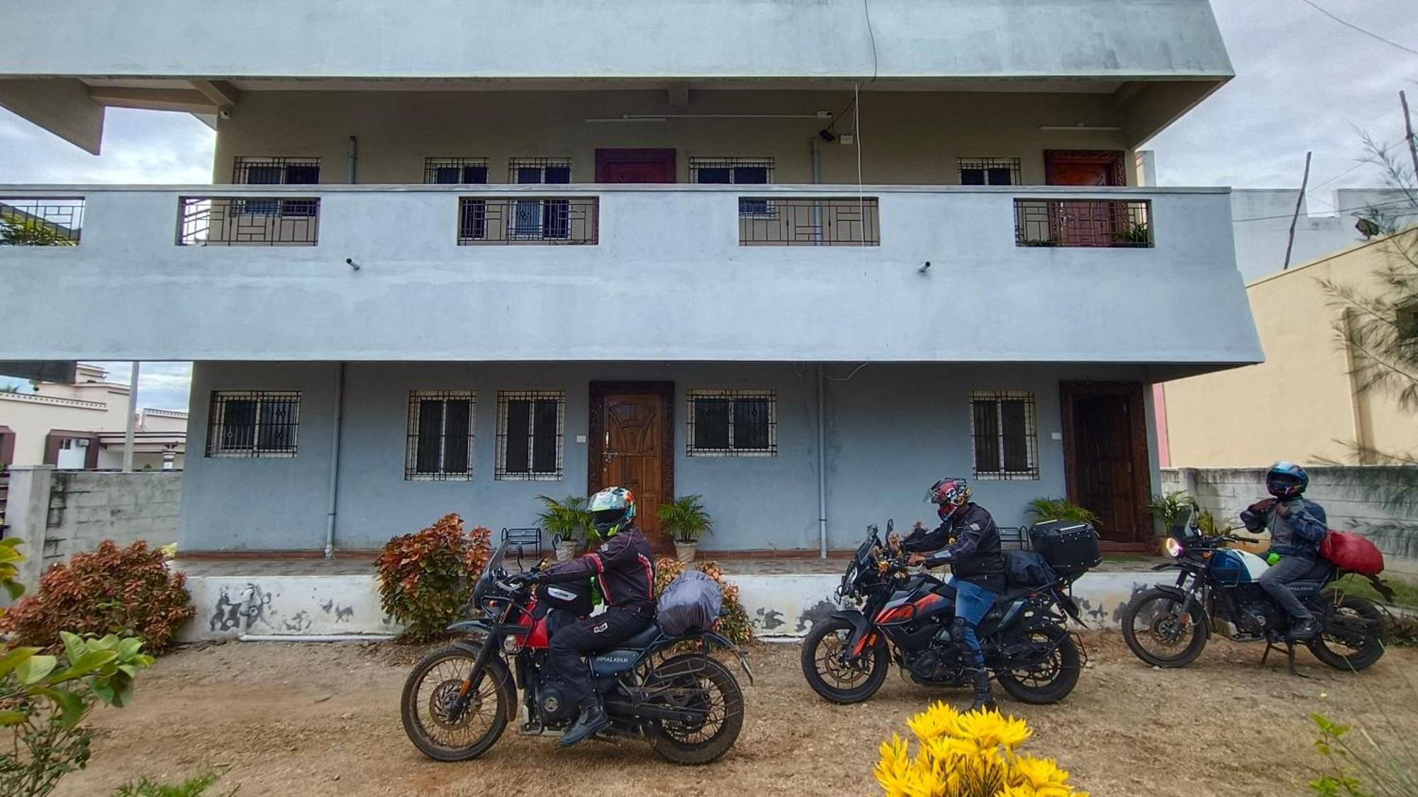 Aadhya Holiday home